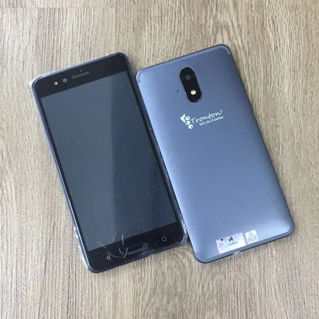 (GREY)TRONTON A5 5.5''inch 2+16GB Dual Sim 3G Android Smart Phone (Ready Stock)